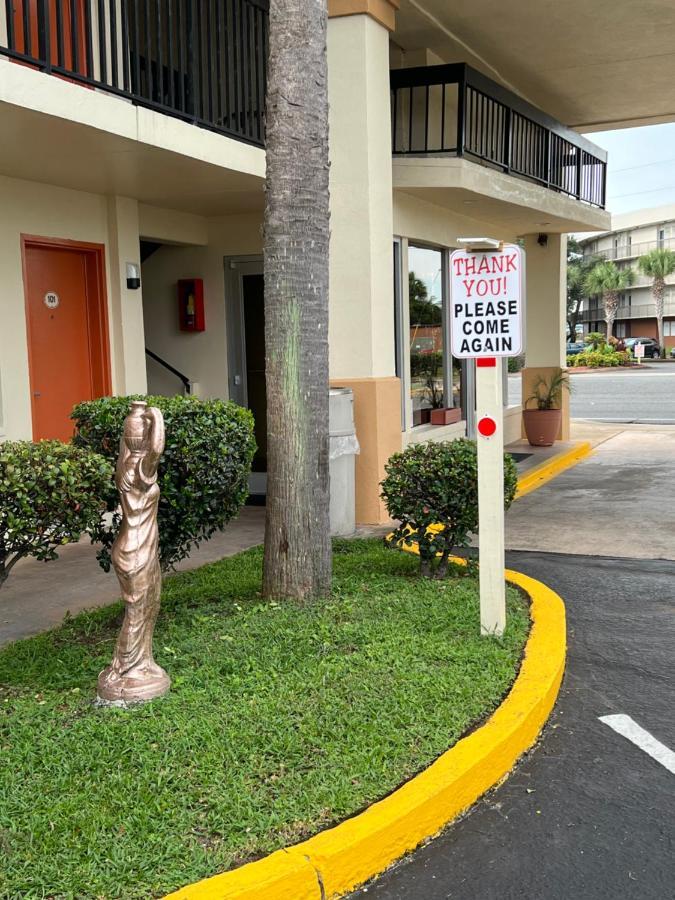 Hole Inn The Wall Hotel - Fort Walton Beach - Sunset Plaza - Nearby Beaches & Hurlburt Exterior foto